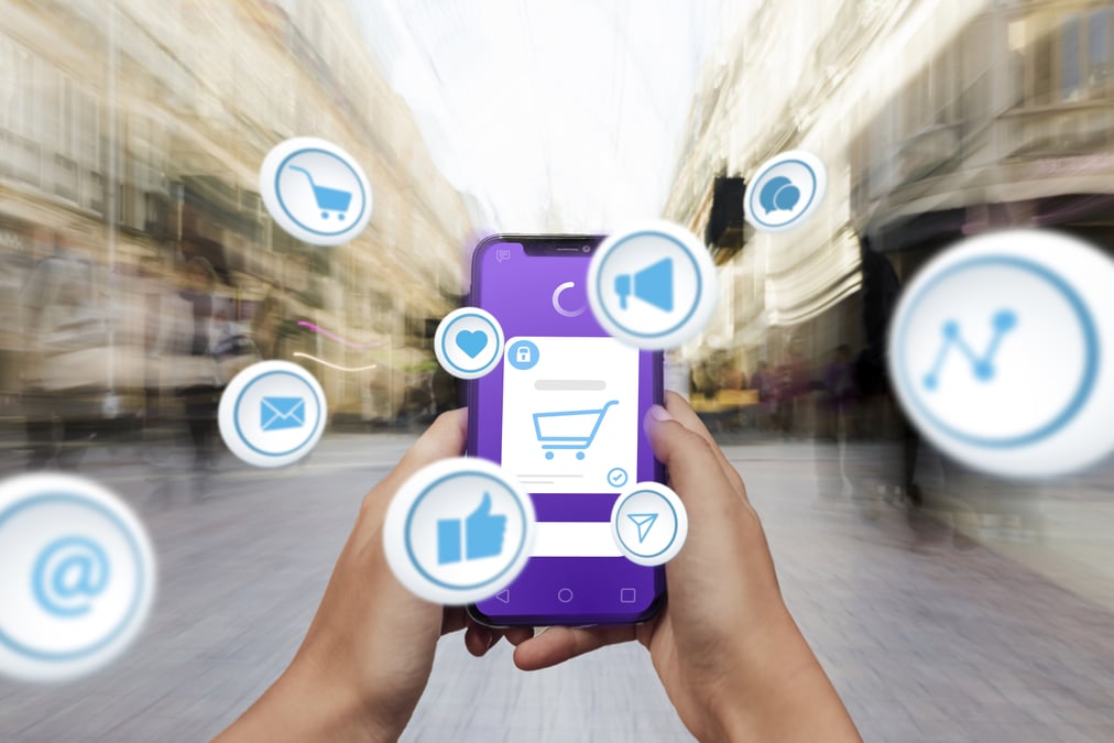 https://www.clootrack.com/blogs/omnichannel-retail-and-the-rise-of-experiential-shopping